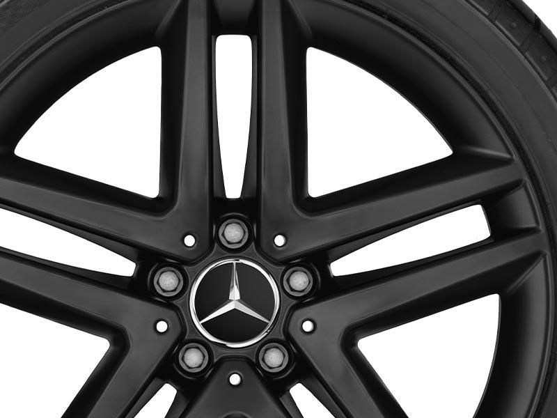 Elegante 19 Zoll Mercedes Felge mit markantem Doppelspeichen-Design